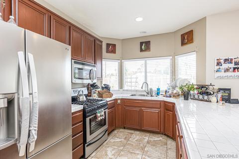 203 Lorraine Ln, El Cajon, CA 92019 photo 27
