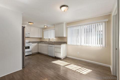 8427 Carlton Oaks Dr, Santee, CA 92071 photo 6
