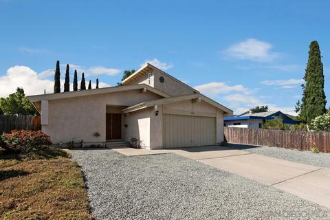 8427 Carlton Oaks Dr, Santee, CA 92071 photo 1