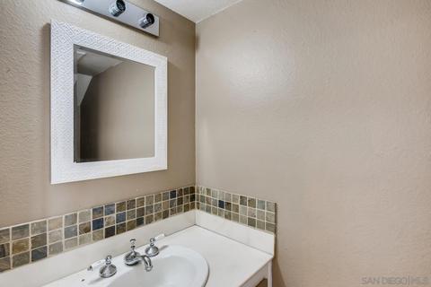11224 Huntingride Cir, Santee, CA 92071 photo 6