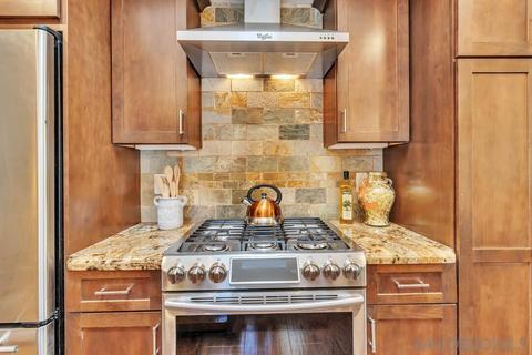 1041 Silver Stallion Dr, Vista, CA 92081 photo 14