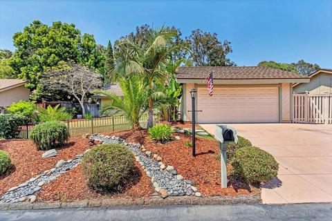 1041 Silver Stallion Dr, Vista, CA 92081 photo 2
