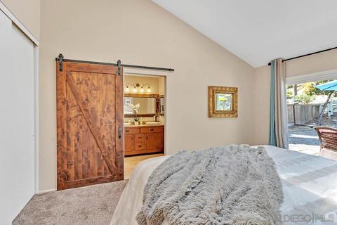 1041 Silver Stallion Dr, Vista, CA 92081 photo 27