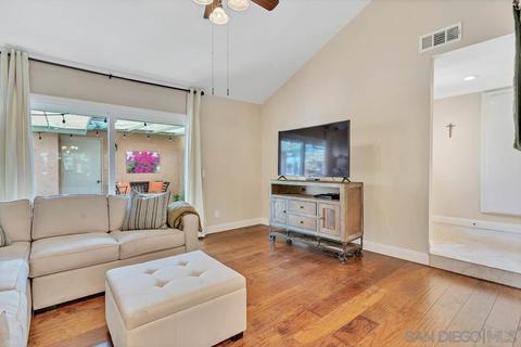 1041 Silver Stallion Dr, Vista, CA 92081 photo 20