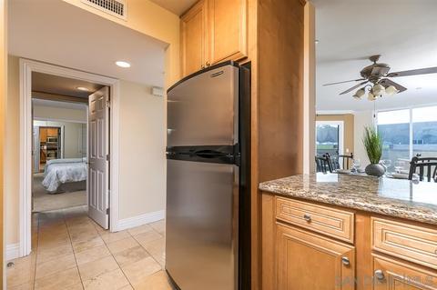 7509 Draper Ave #209, La Jolla, CA 92037 photo 10
