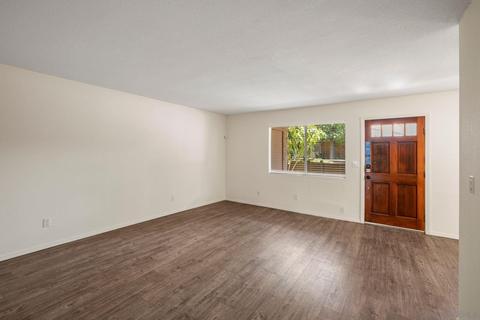 2094 E Grand Ave #6, Escondido, CA 92027 photo 6