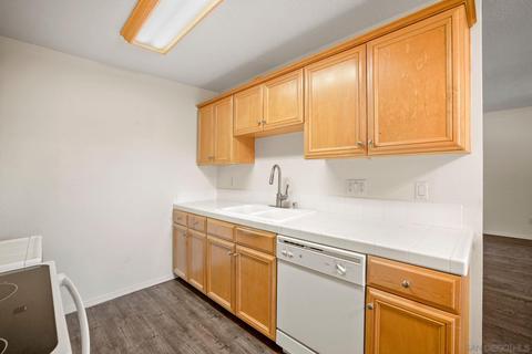 2094 E Grand Ave #6, Escondido, CA 92027 photo 16