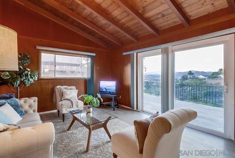 303 S Westwind Dr, El Cajon, CA 92020 photo 16