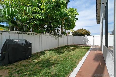 2001 Courage St, Vista, CA 92081 photo 24