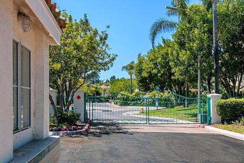 2001 Courage St, Vista, CA 92081 photo 29