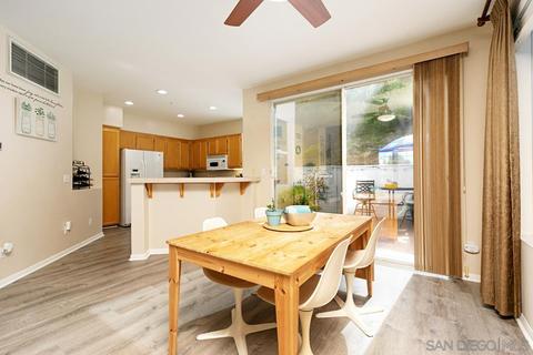 2001 Courage St, Vista, CA 92081 photo 9