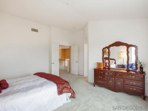2453 Bear Rock Gln, Escondido, CA 92026 photo 22