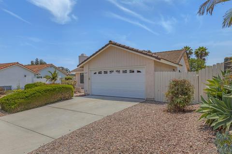 4607 Briar Ridge Rd, Oceanside, CA 92056 photo 3