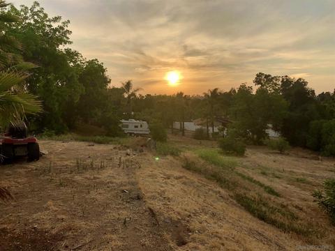 1440 Flora Vis, Escondido, CA 92027 photo 5