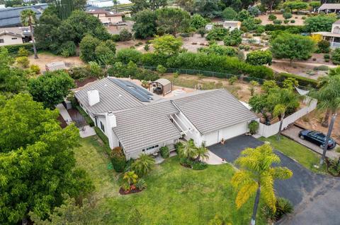 1440 Flora Vis, Escondido, CA 92027 photo 4