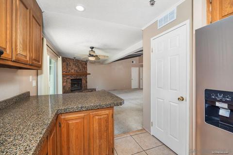 8620 Ellsworth Ln, Santee, CA 92071 photo 5