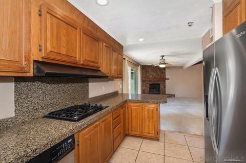 8620 Ellsworth Ln, Santee, CA 92071 photo 4