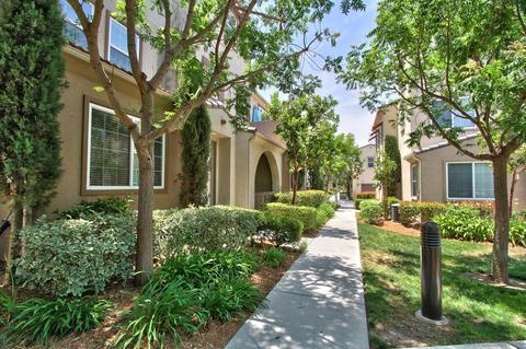 44930 Bellflower Ln #43, Temecula, CA 92592 photo 4