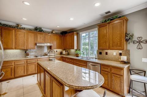 6474 Willow Pl, Carlsbad, CA 92011 photo 10