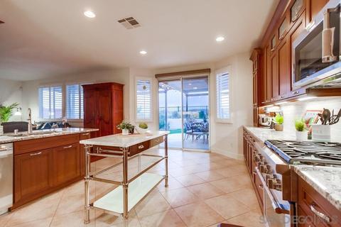 913 Glendora Dr, Oceanside, CA 92057 photo 9