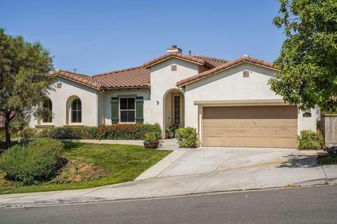 821 Red Blush Rd, Escondido, CA 92027 photo 3