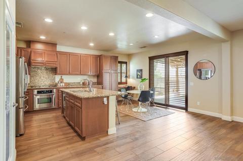 821 Red Blush Rd, Escondido, CA 92027 photo 11