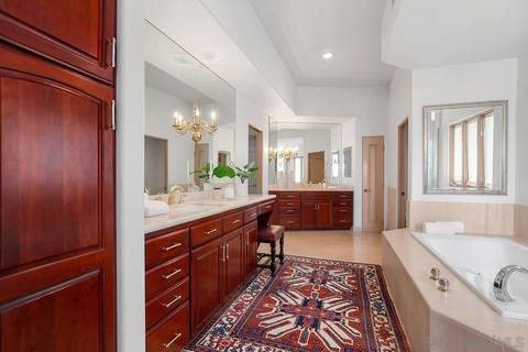 7782 Lookout Dr, La Jolla, CA 92037 photo 24