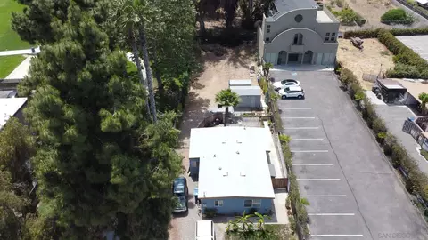 701 Valley Ave, Solana Beach, CA 92075 photo 1