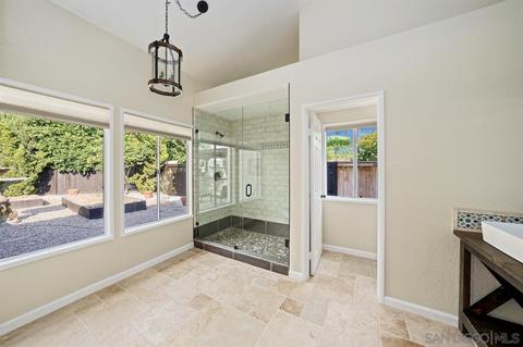 360 Vista Marazul, Oceanside, CA 92057 photo 29
