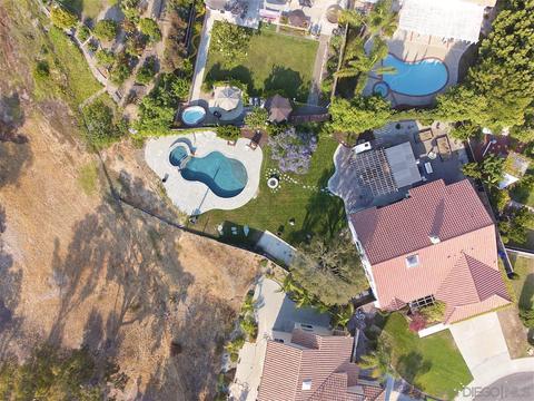 360 Vista Marazul, Oceanside, CA 92057 photo 39