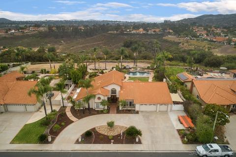 12846 Rockwell Ct, Poway, CA 92064 photo 2