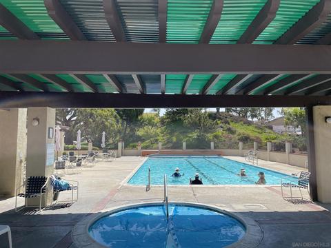 5221 Colonial Way, Oceanside, CA 92057 photo 8