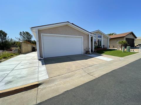 5221 Colonial Way, Oceanside, CA 92057 photo 4