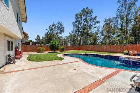 13227 Treecrest St, Poway, CA 92064 photo 5