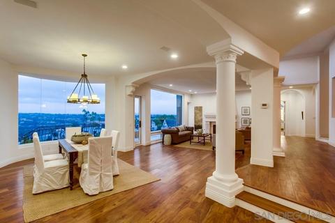 7411 Hillside, La Jolla, CA 92037 photo 3