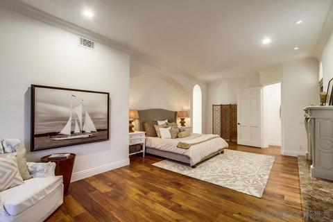 7411 Hillside, La Jolla, CA 92037 photo 16