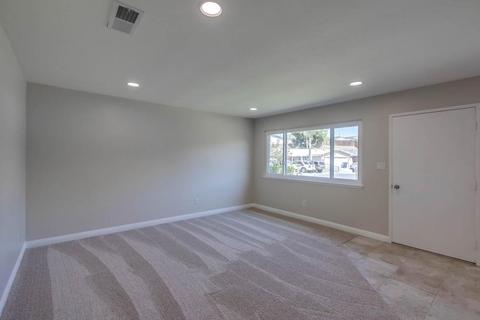 9907 Saddleback Dr, Lakeside, CA 92040 photo 5