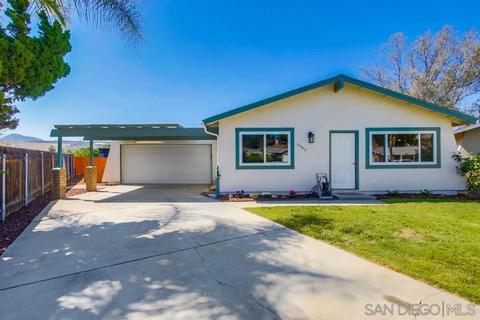 9907 Saddleback Dr, Lakeside, CA 92040 photo 3