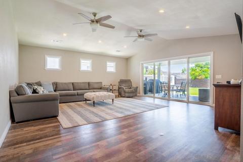10109 Ashdale Ln, Santee, CA 92071 photo 5