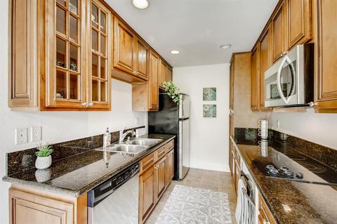8570 Via Mallorca #C, La Jolla, CA 92037 photo 6