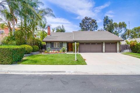2074 Braidwood St, El Cajon, CA 92020 photo 1