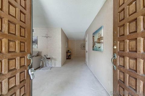 2074 Braidwood St, El Cajon, CA 92020 photo 4