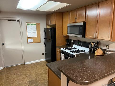 10281 Michala Pl, Santee, CA 92071 photo 4