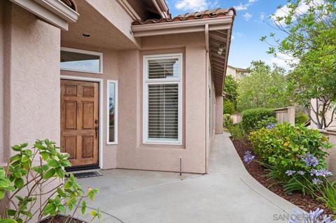 837 Calle Montera, Escondido, CA 92025 photo 2
