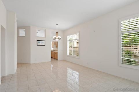 837 Calle Montera, Escondido, CA 92025 photo 3