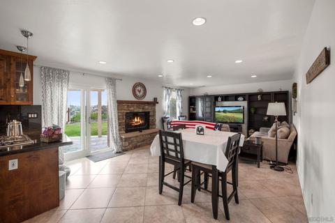 3621 Laredo St, Carlsbad, CA 92010 photo 7