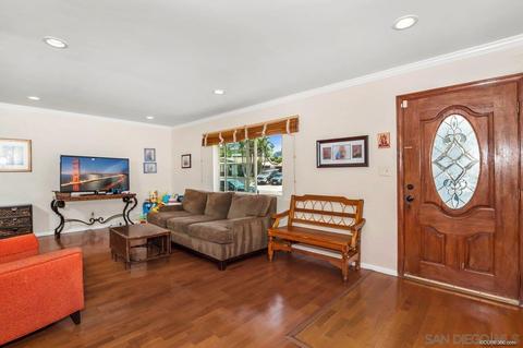 1116 Carlsbad St, Spring Valley, CA 91977 photo 4