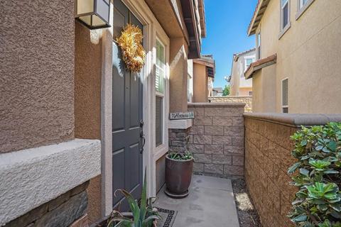 10018 Merry Brook Trl, Santee, CA 92071 photo 2