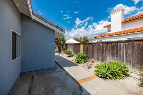 4946 Wildwood Dr, Oceanside, CA 92057 photo 34