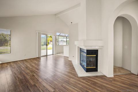 4946 Wildwood Dr, Oceanside, CA 92057 photo 10